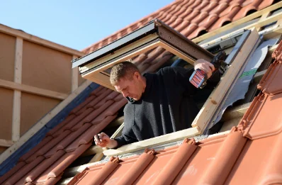 Pose de fenêtres de toit Velux à Portets
